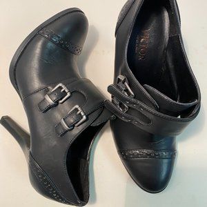 Victor Alfaro Knox Womens Black Buckle Heels